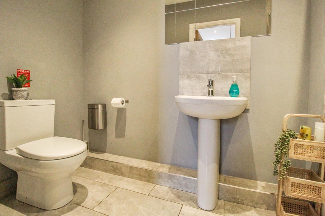 Sleek & Stylish Apartment In The Heart Of The City Nottingham Esterno foto